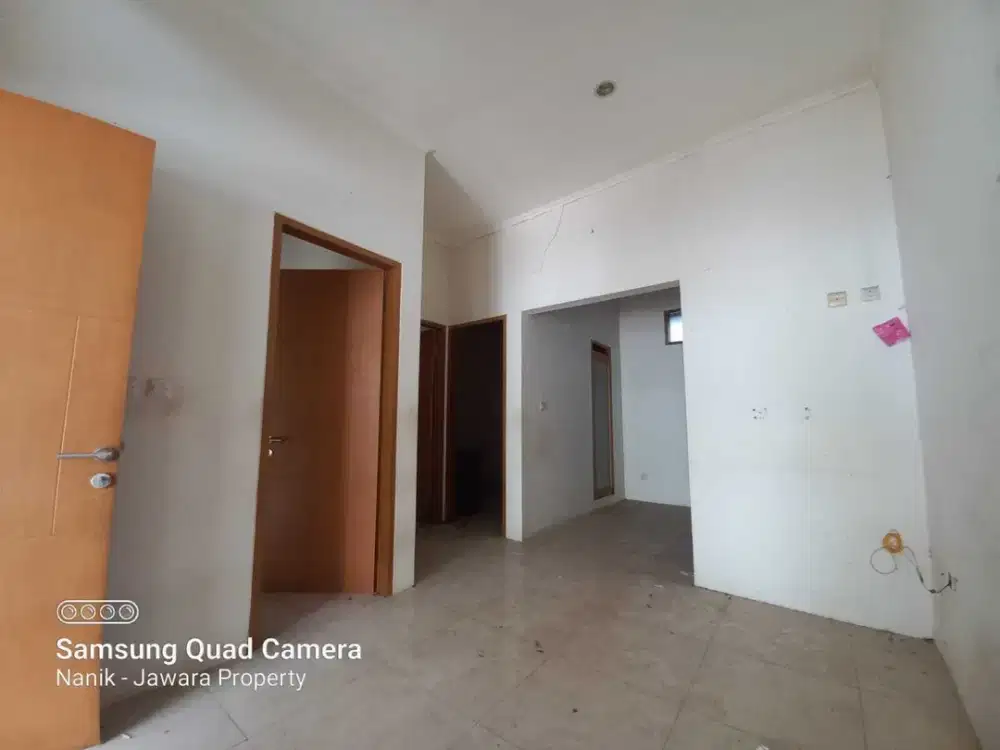 JUAL CEPAT, Rumah Komplek Cluster Bumi Adipura dekat Summarecon