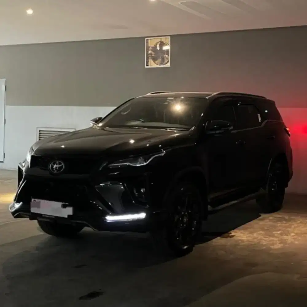 DIJUAL CEPAT MOBIL FORTUNER BEKAS RASA BARU, MASIH MULUS