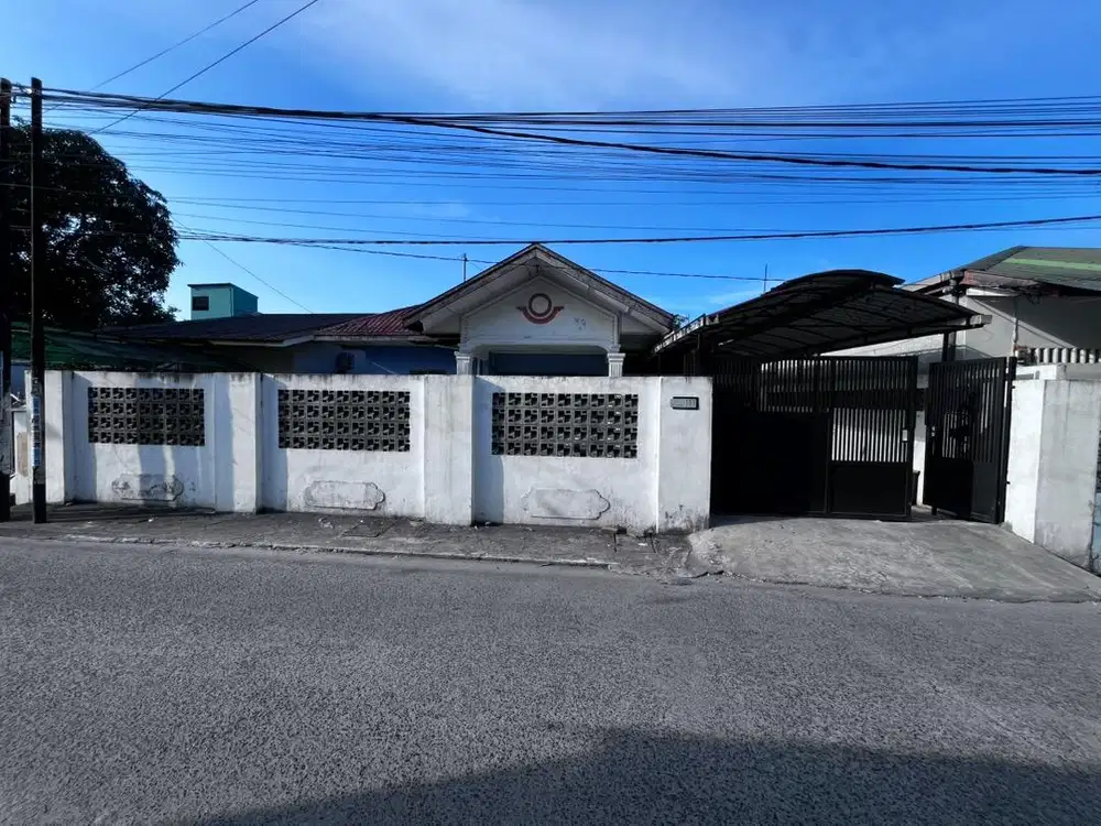 Dijual satu unit rumah