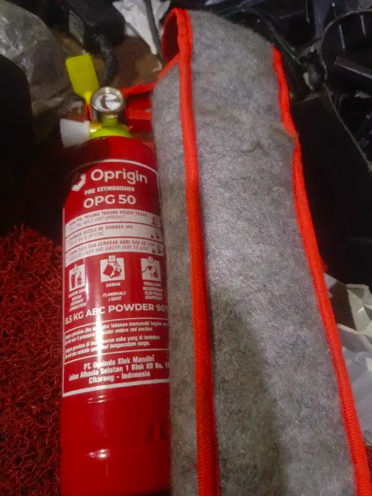 Apar pemadam  api
