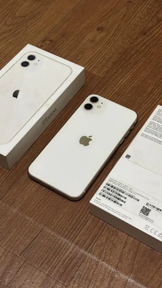 iPhone 11 64GB White Ex iBox Good Condition