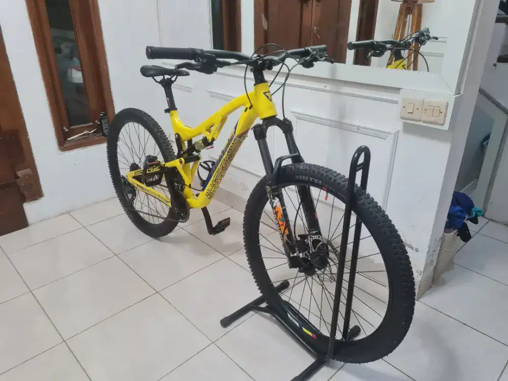Sepeda Thrill Ricochet 5.0