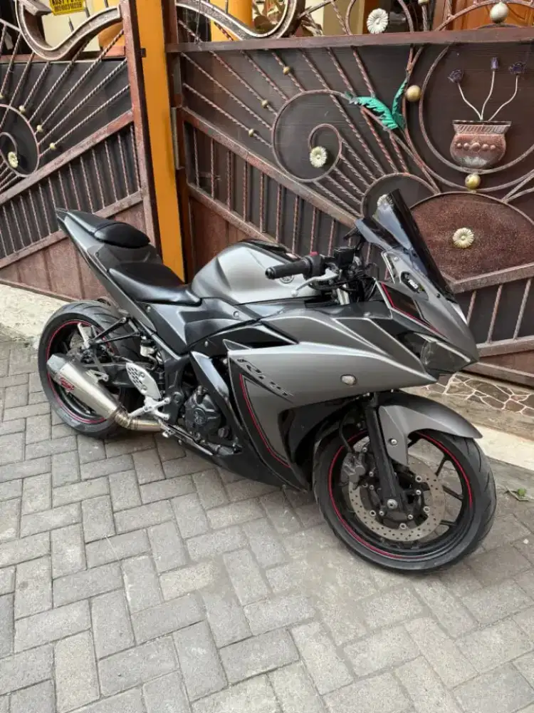 Yamaha R25 2016