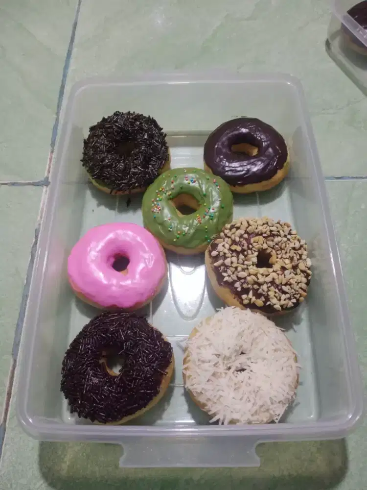 Donat susu varian rasa 38,000 1lusin