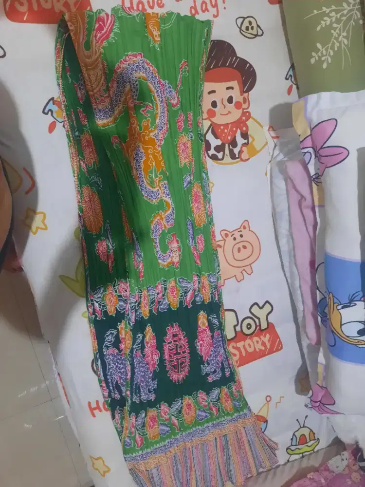 Kain jarikk warna ijo