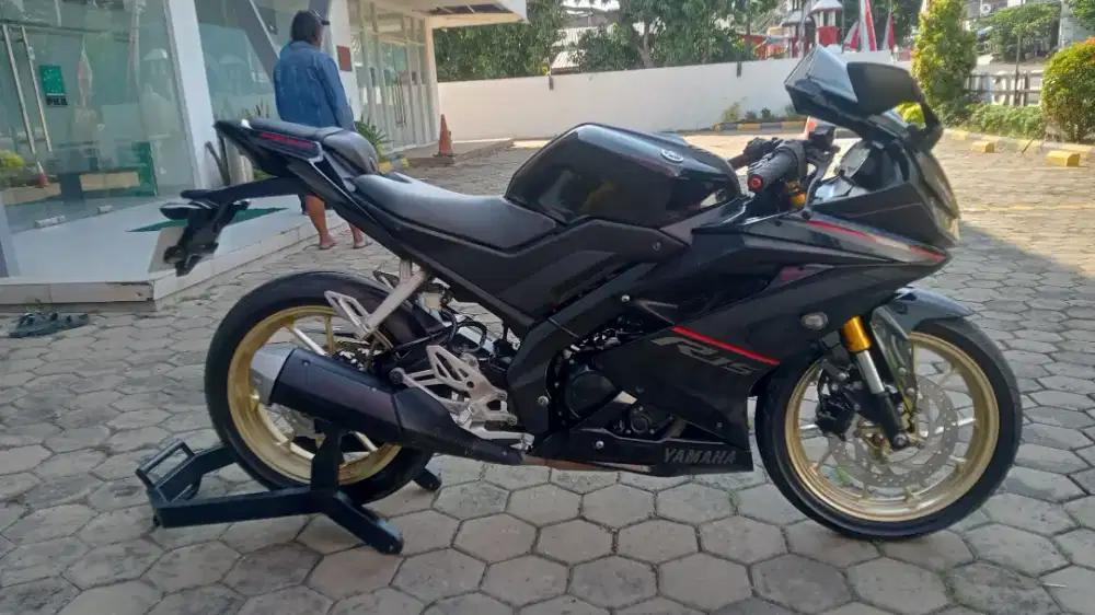 R15 Th 2018 Istimewa