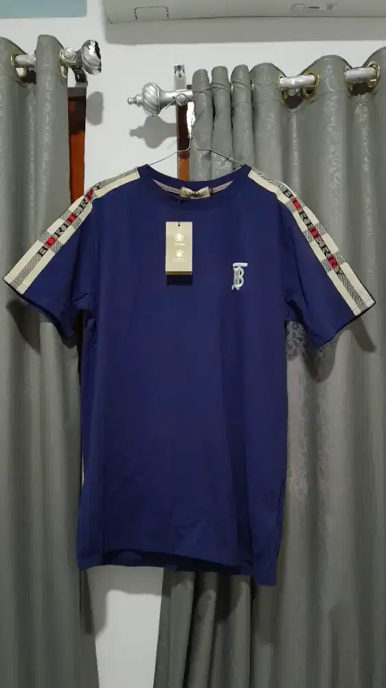Tshirt Kaos Pria Burberry