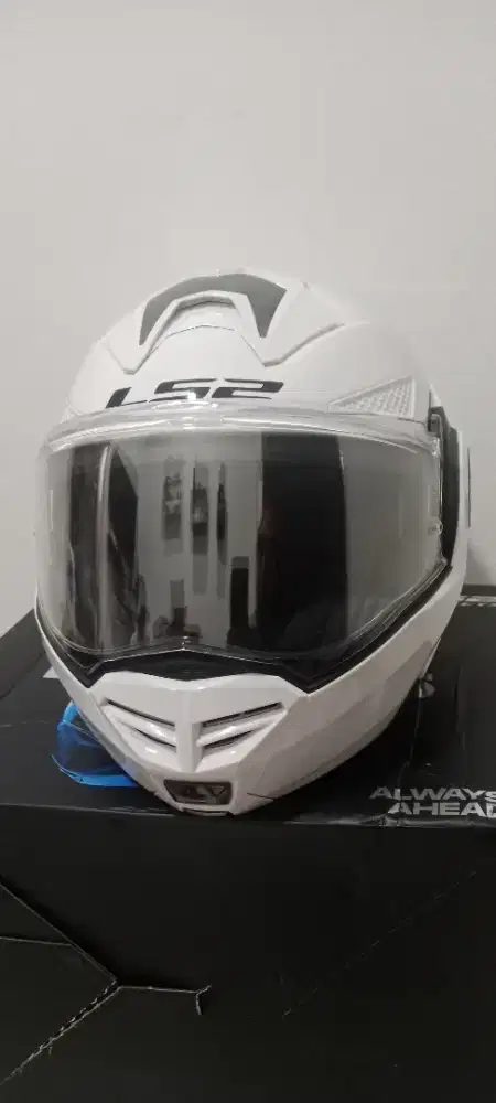 Helm bekas moge L52