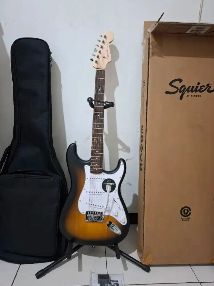 Squier stratocaster debut