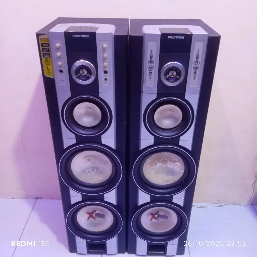 Speaker aktif Polytron