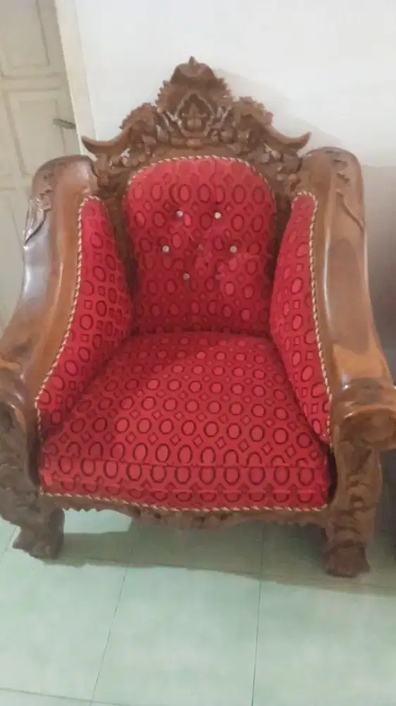 Sofa jati Ganesha 12 warna maroon kondisi bagus noken