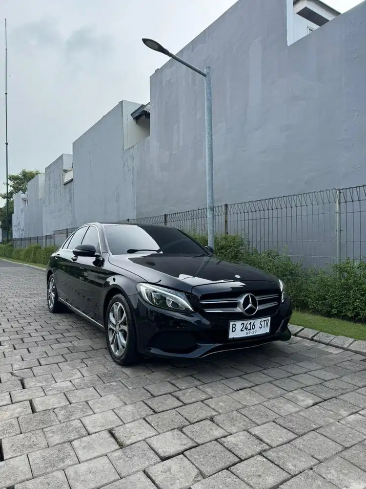 Mercedes Benz C200 W205