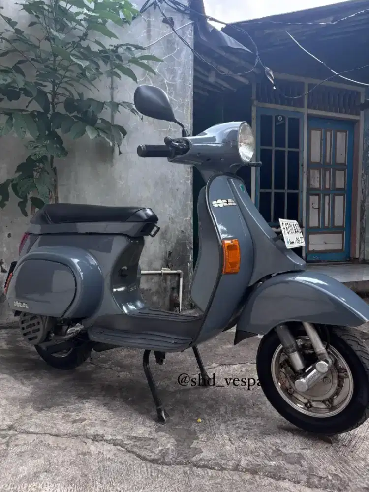 Vespa Corsa 1997 Grey Langka – Skuter Matic Pertama
