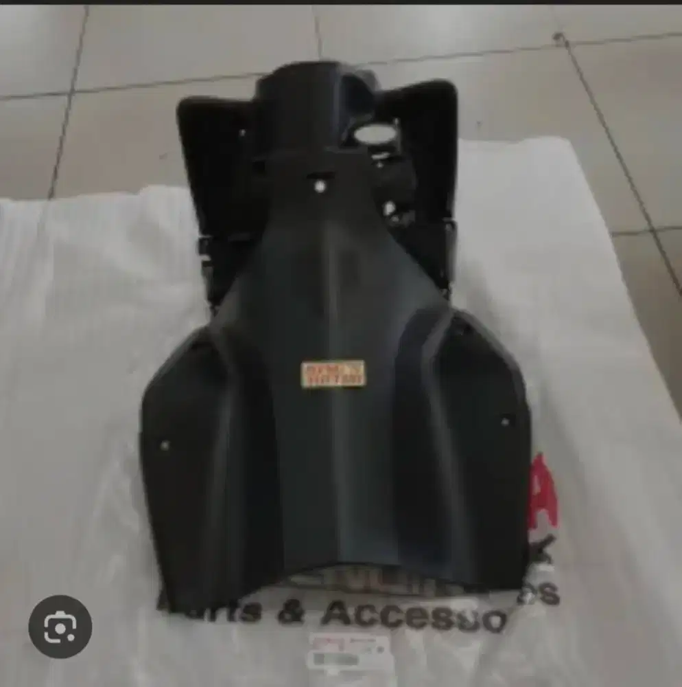 Cover lower dan Leg shield Xeon RC