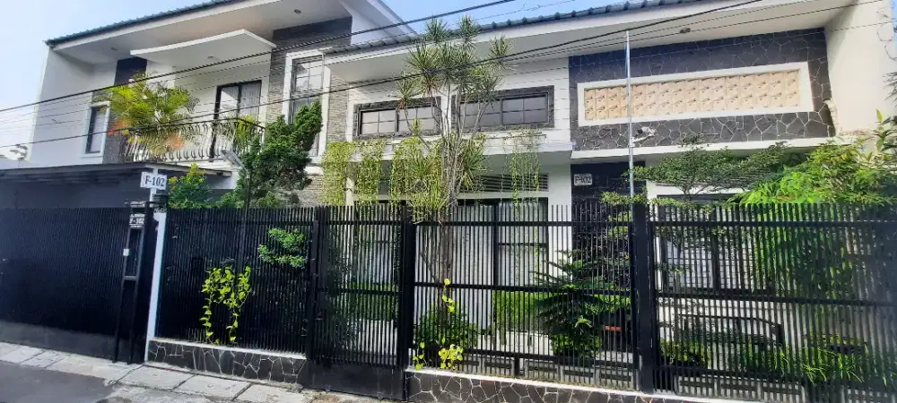 Rumah minimalis dekat Taman Mini Bambu Apus, Cipayung, Jakarta Timur.