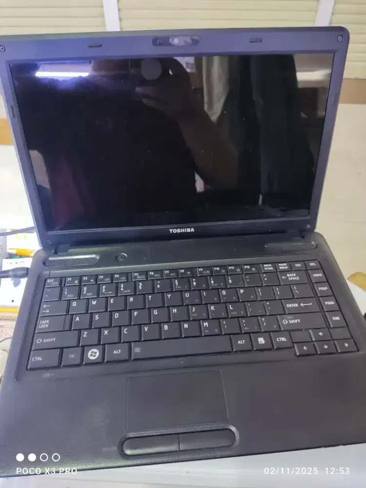 laptop Toshiba satelit c640 Pentium ram 4gb hdd 750gb