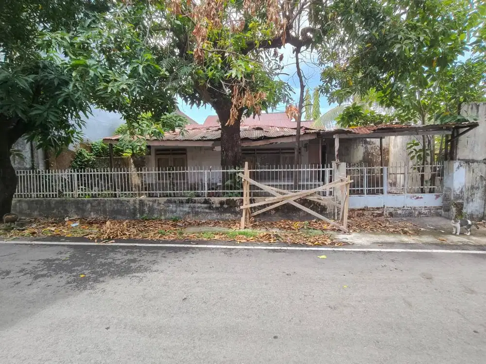 DIJUAL RUMAH STRATEGIS DEKAT MALL PANAKKUKANG (NEGO)