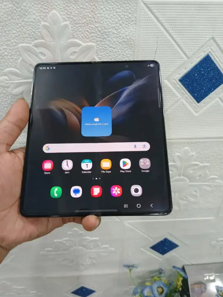 Samsung fold 4 12/256 jaringan 5G resmi Indonesia jual santai aja