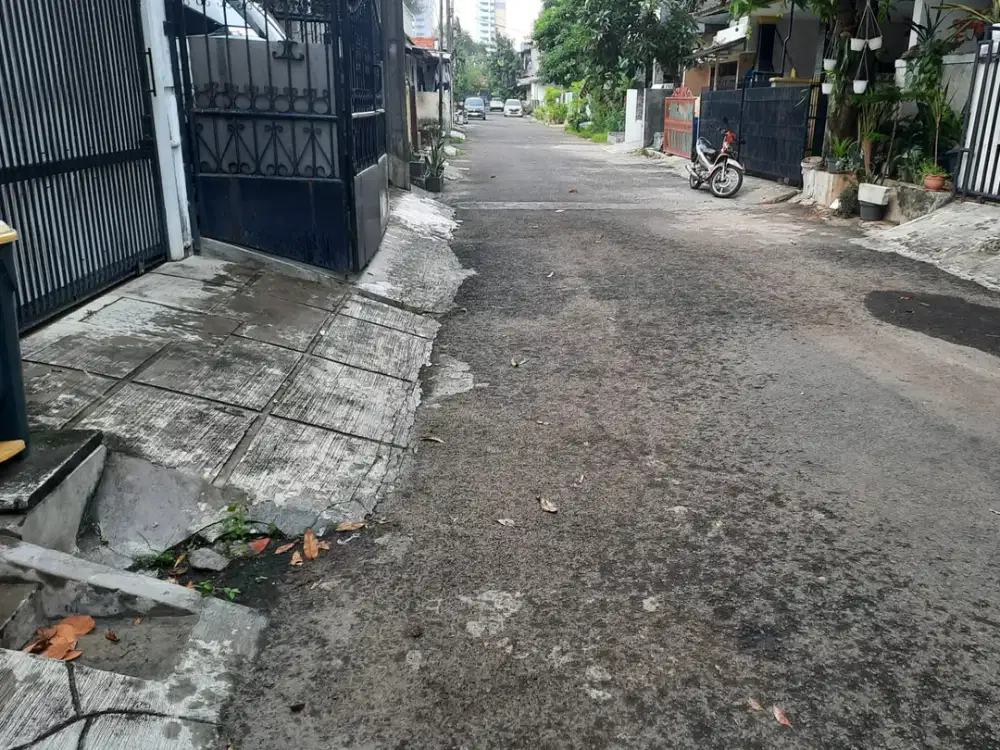 Rumah di Komplek Green Garden Rorotan