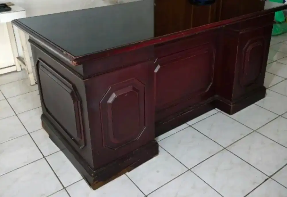 MEJA KANTOR DIREKSI JATI ASLI