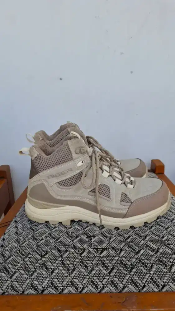 Sepatu Gunung Wanita Eiger No 38 WS- X Tyranno Boots