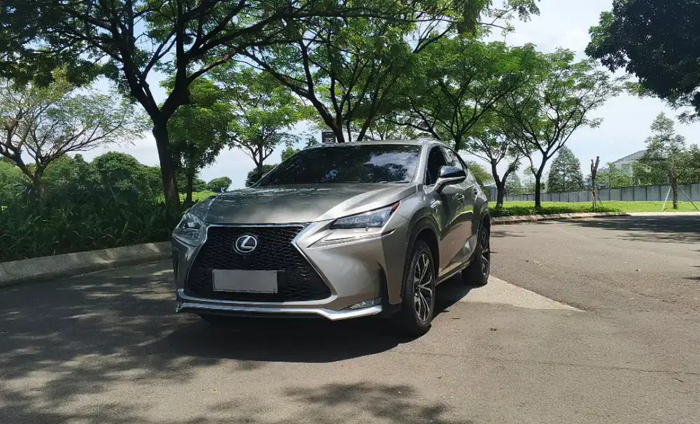 Lexus NX200t F-sport 2016 ! Kondisi antik !