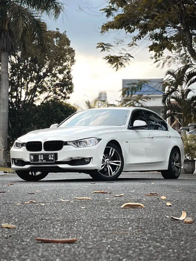 BMW F30 320i LUXURY 2015