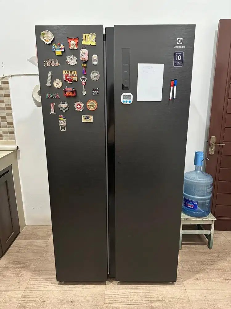 Jual Kulkas Electrolux SBS Besar 624L ESE6600B-B