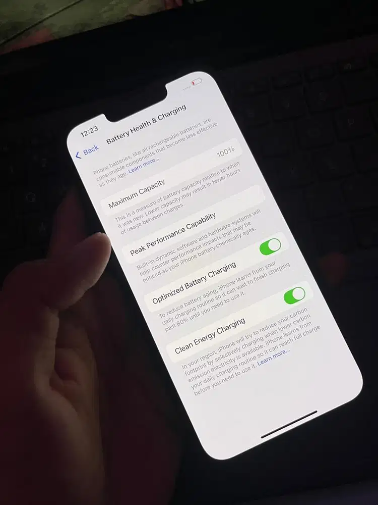 Iphone 13 BH 100 on warranty