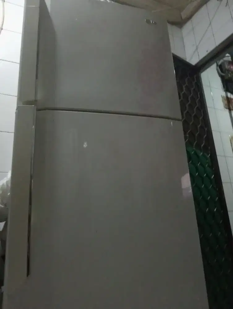 Kulkas LG 2 pintu