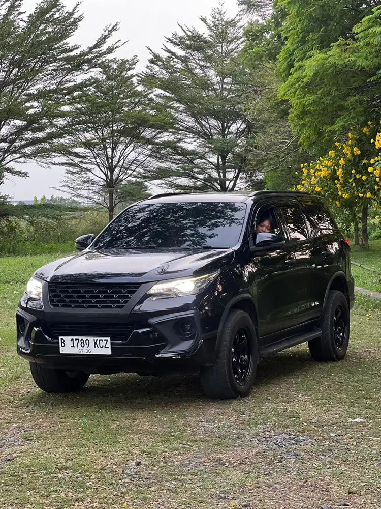 Fortuner VRZ Upgrade Body, velg & knalpot