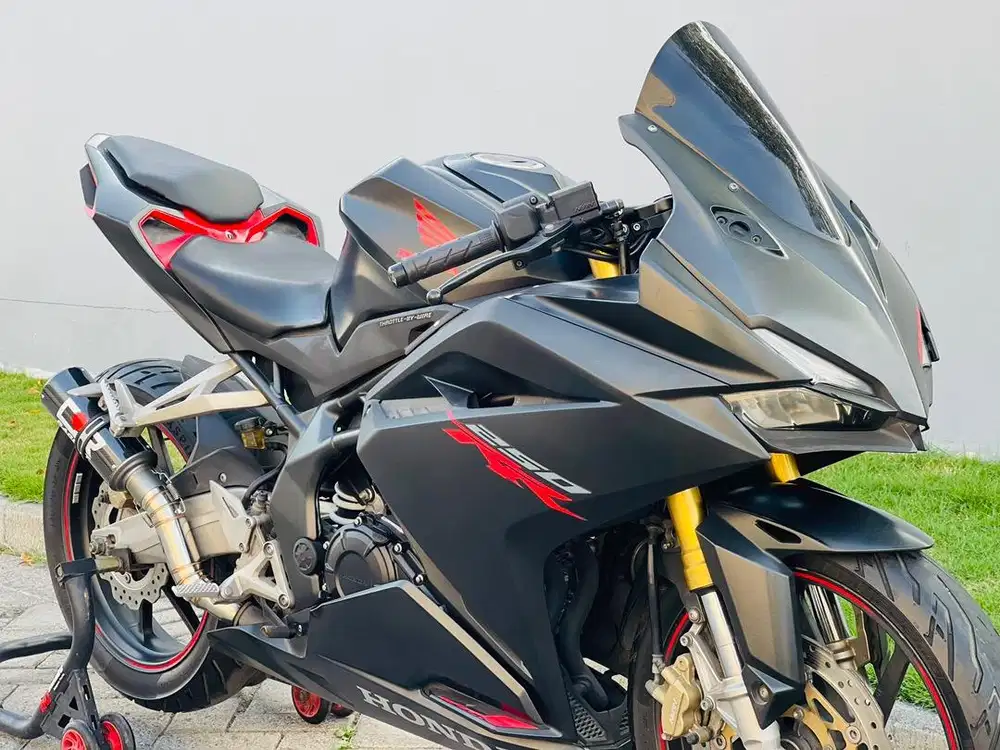Honda cbr250rr black matte plat L pajak On cbr250 rr hitam cbr 250rr