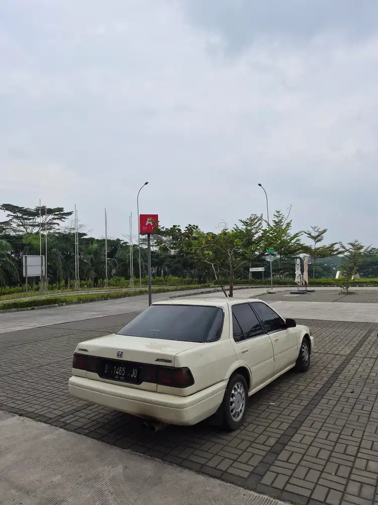 Honda Accord 1987 Bensin