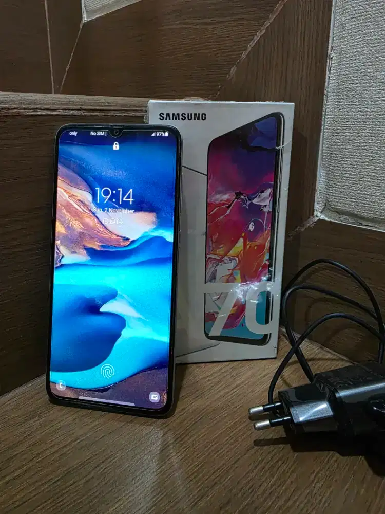 Samsung A70 6/128 White ex Sein ori