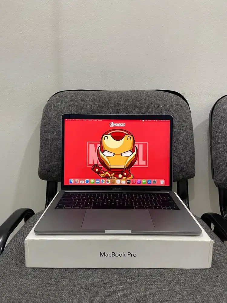 MacBook Pro 2017 i5 8/512GB Fullset