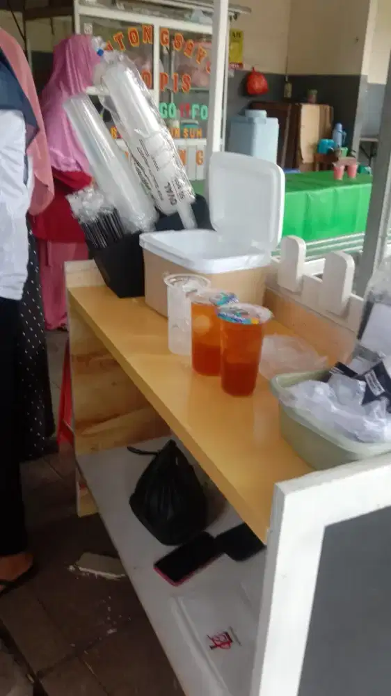 Stand Penjualan Minuman & ART