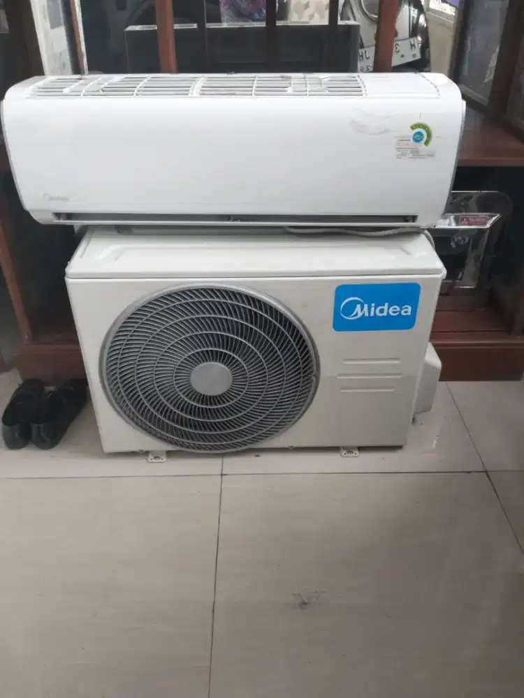 Dijual AC bekas
