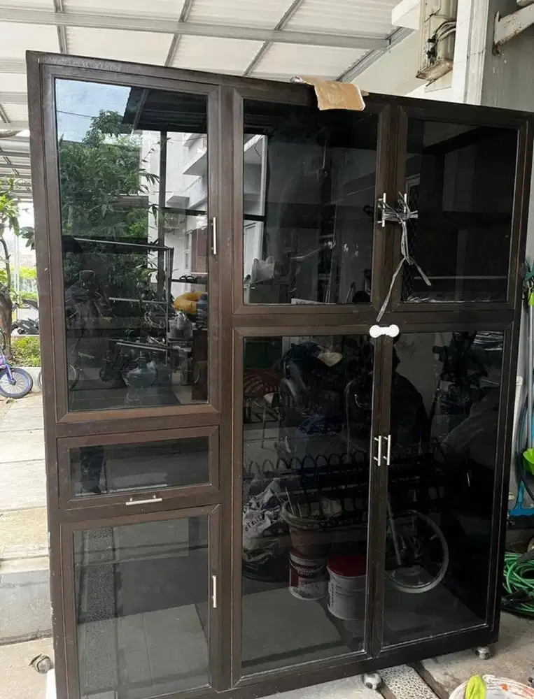 DIIJUAL: Lemari dapur kaca aluminum tebal kokoh