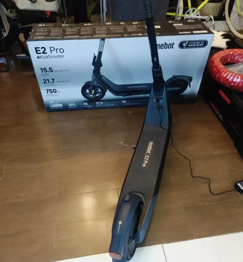 Skuter Lipat Nineboot E2 Pro