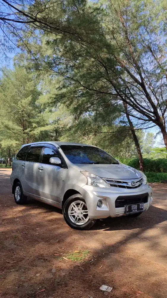 XENIA R SPORTY AT 2013