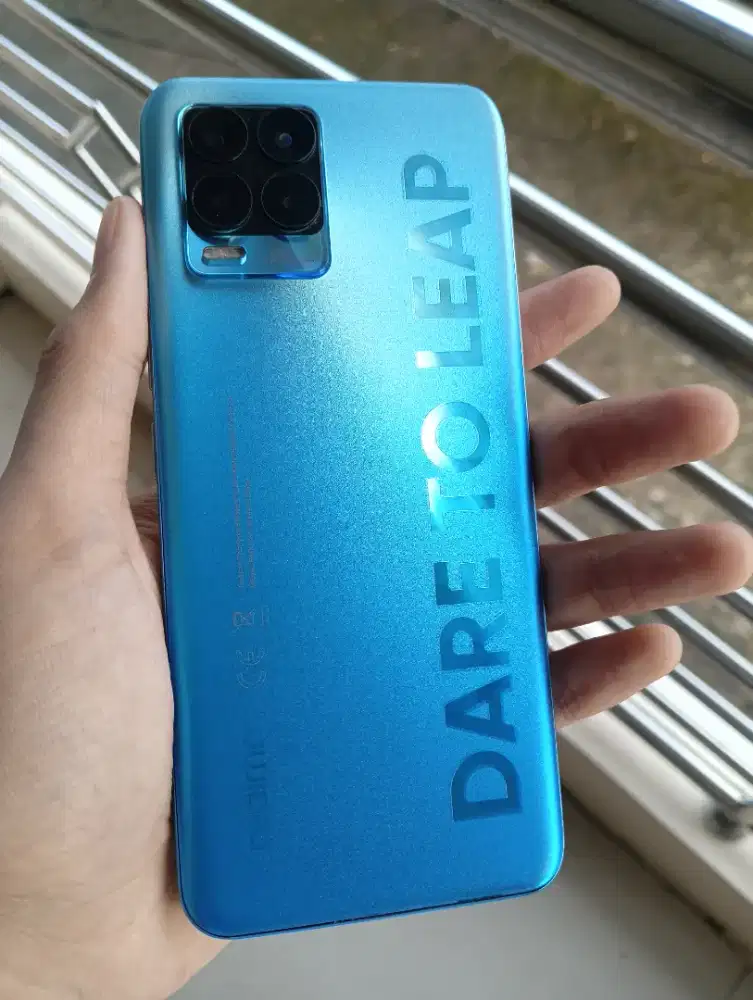 Realme 8 pro 8/128 gb