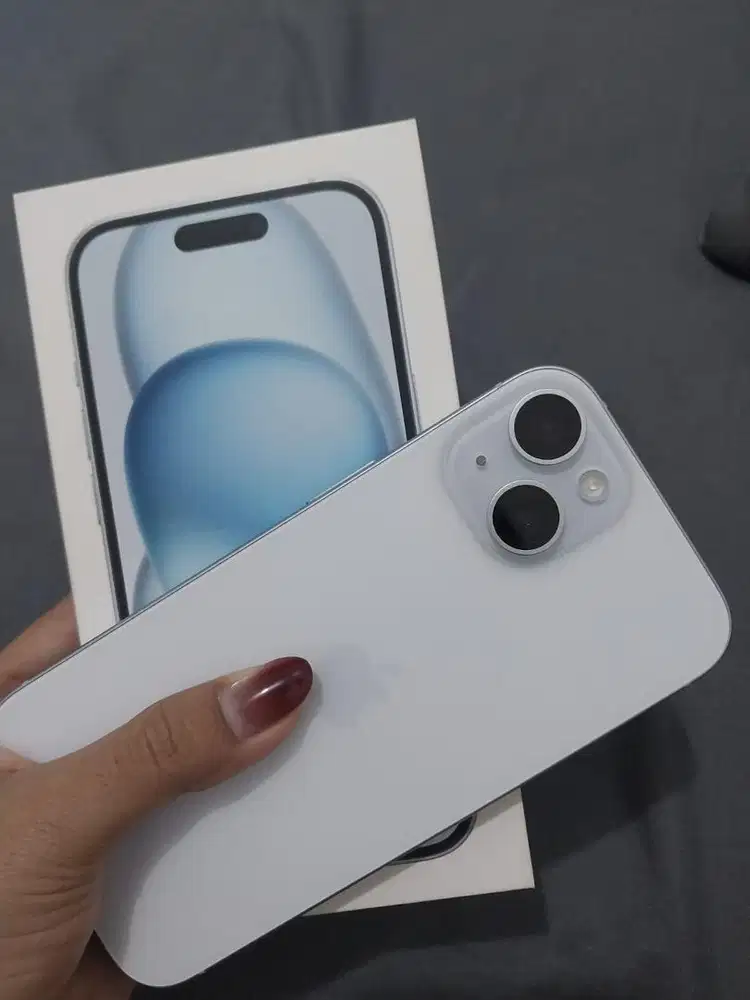 Iphone 15 128 BLUE