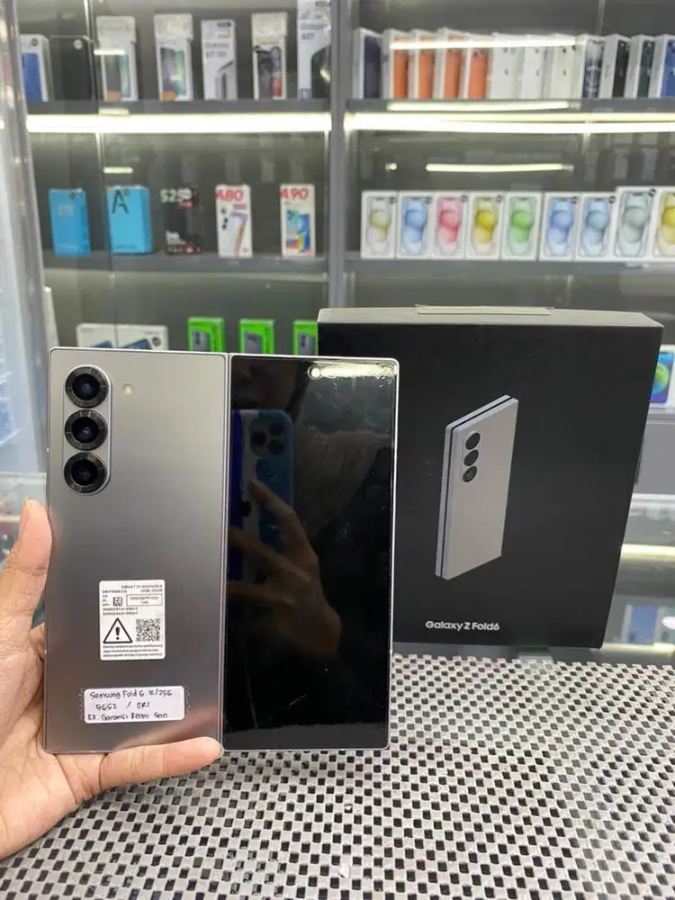 Samsung zfold 6 12/256gb fullset, ex garansi resmi/sein