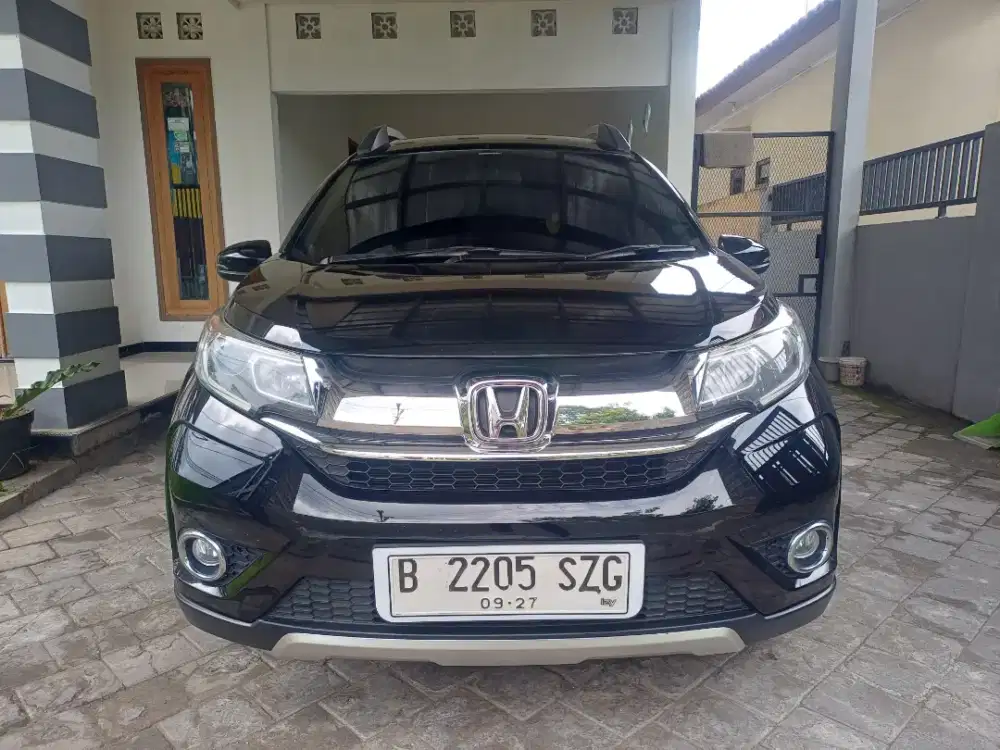 Honda brv automatic 2017 km low