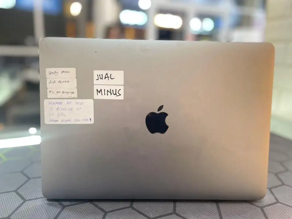 UNIT SALE!! MACBOOK AIR 2020 SECOND