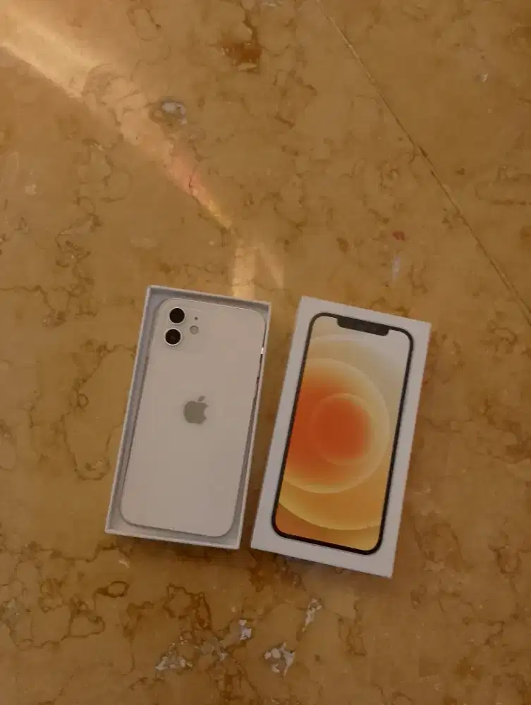 Iphone 12 128gb lengkap putih