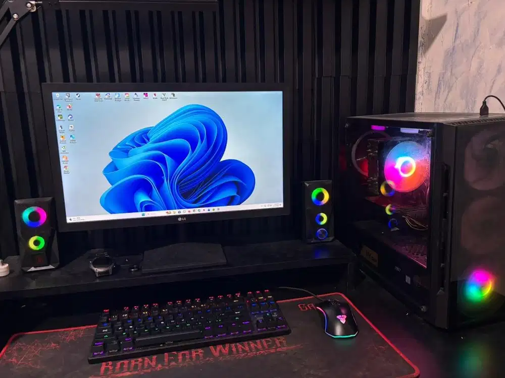 PC komputer gaming + monitor