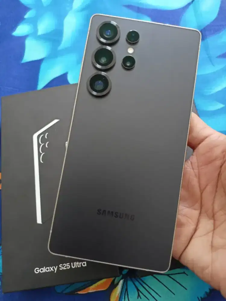 Samsung Galaxy S25 Ultra Resmi SEIN Ram 12/1TB Fullset.