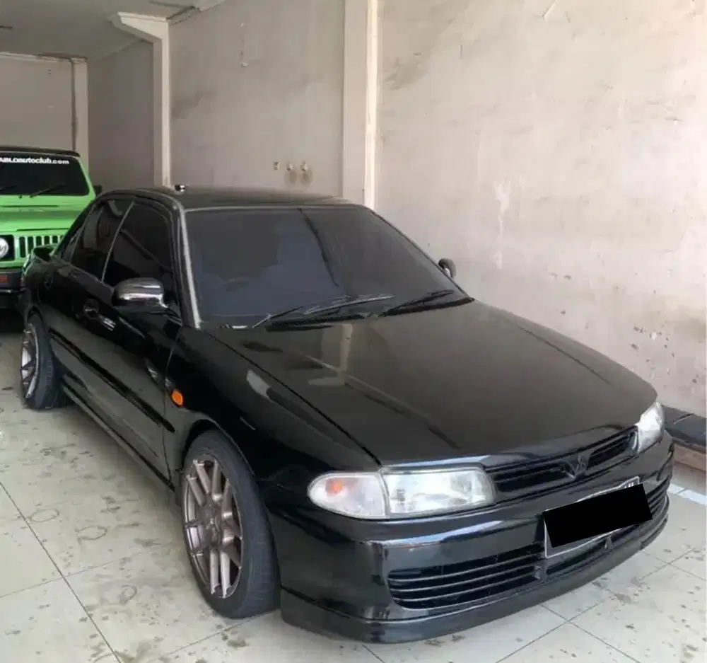 Mitsubishi Lancer 1995 Bensin