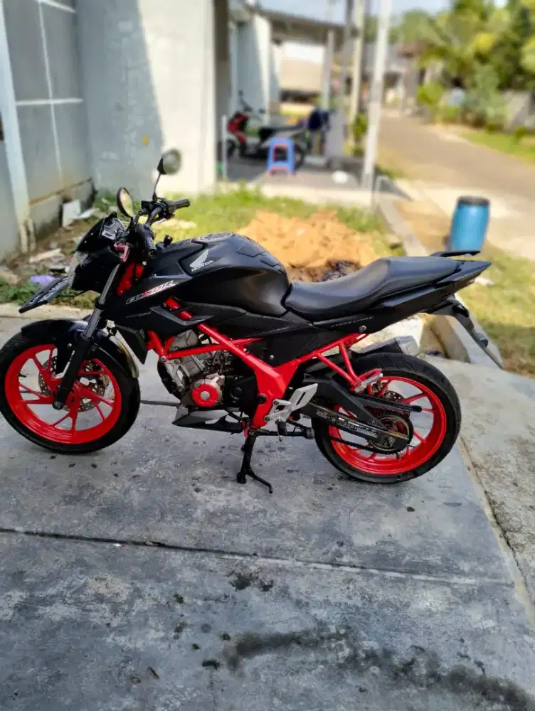 Sepeda motor cbr 50